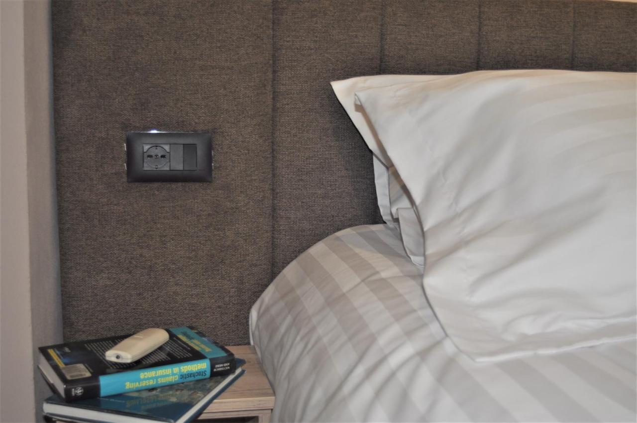 Bliri Executive Suite ティラナ エクステリア 写真